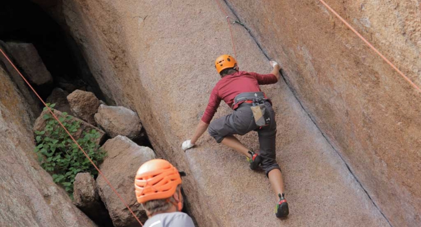 rock climbing class for teens in colorado